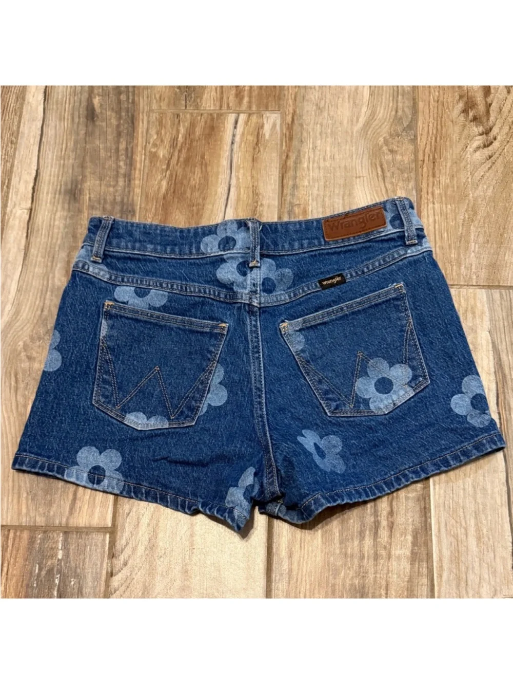 Wrangler mid rise